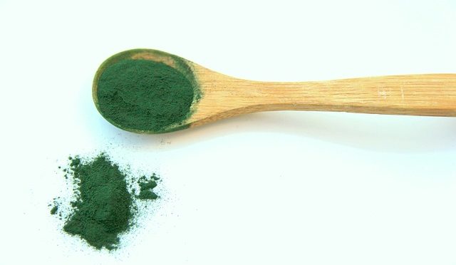 spirulina te ajuta sa slabesti