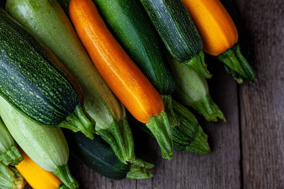 Rețete vegane zucchini: Omletă, chiftele și tartă rustică