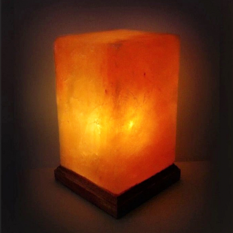 Veioza sare himalaya Prisma suport lemn 4kg - MONTE SALT CRYSTAL