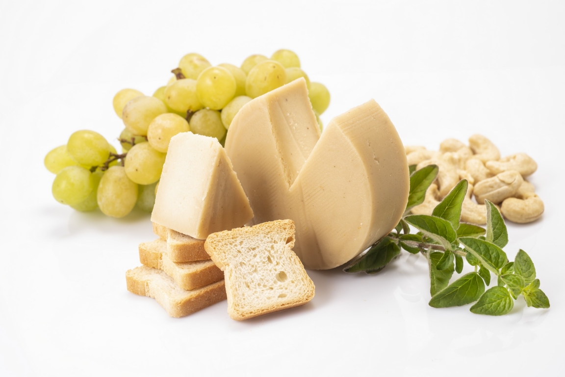 Branza caju maturata clasica eco 150g - RAWCKERS