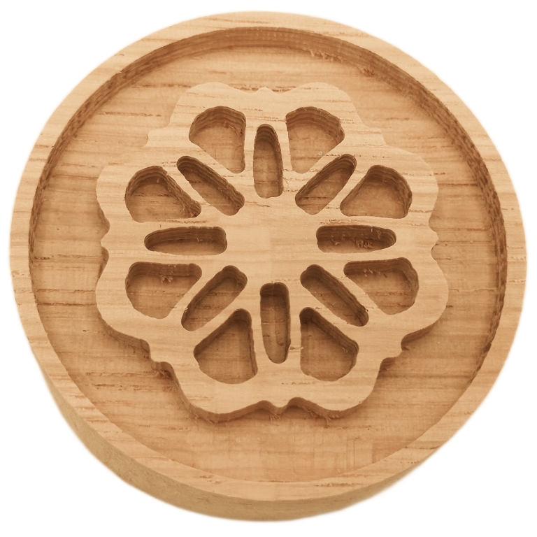 Difuzor uleiuri esentiale lemn masiv stejar model floare stea 50x20mm 1b - DECORATIUNI ALTFEL